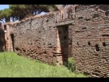 07173 ostia - regio i - insula xii - edificio (i,xii,9) - noerdl raum - suedseite - 06-2024.jpg